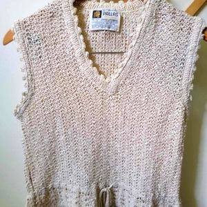 Pallas 100% Linen Hand woven cream colored top top Size Large